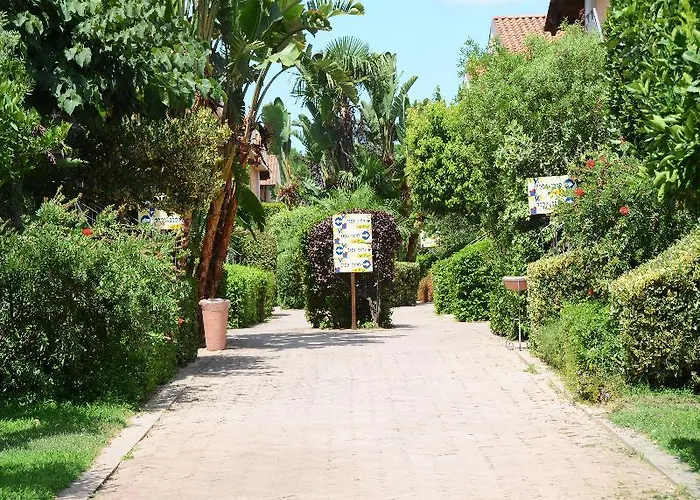 Üdülőközpont Calabro 4*