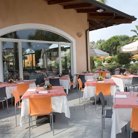 Calabro Resort 4*