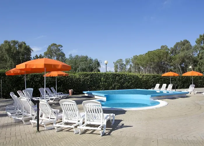 Calabro 度假村 4*